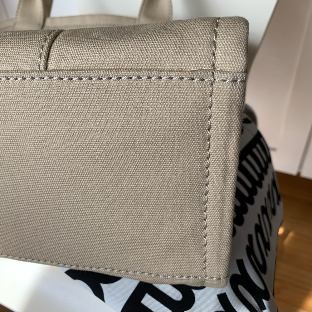 Marc Jacobs Beige Tote with Red and Yellow Accents - Picture 8 of 12